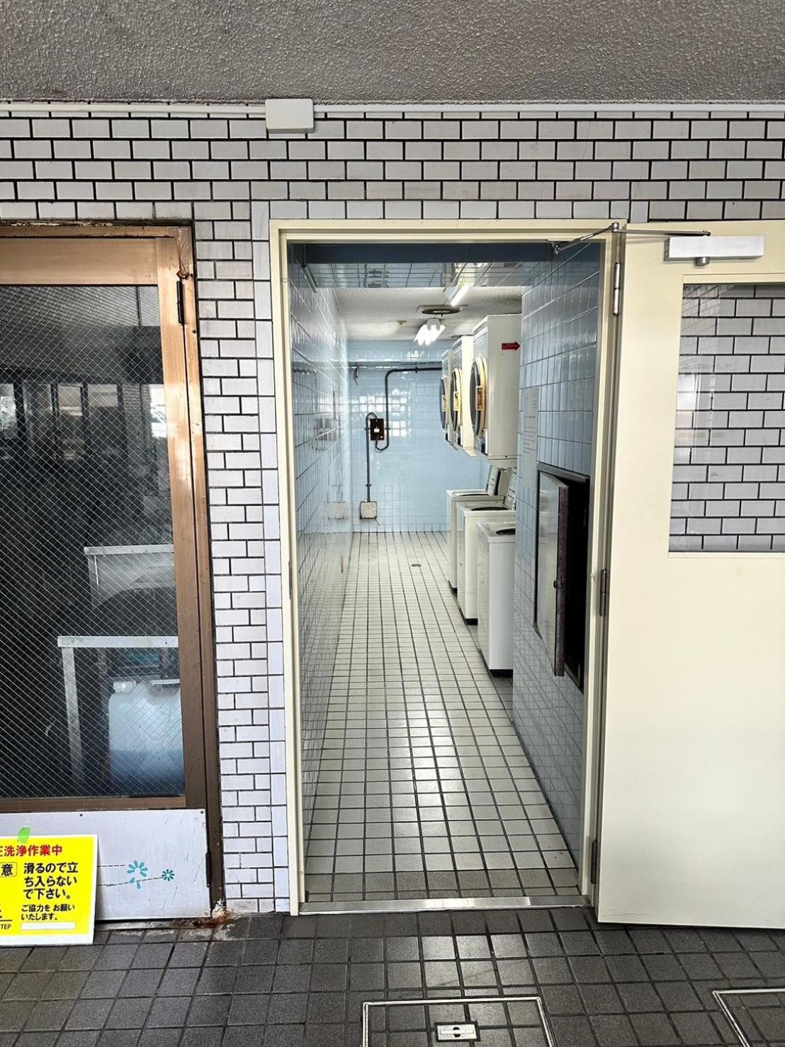 エルザビル402 Apartment